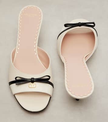 Mules Bepointy 45 en cuir verni | Valentino Garavani