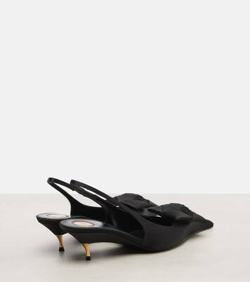 Dakota 50 crêpe satin slingback pumps | Saint Laurent