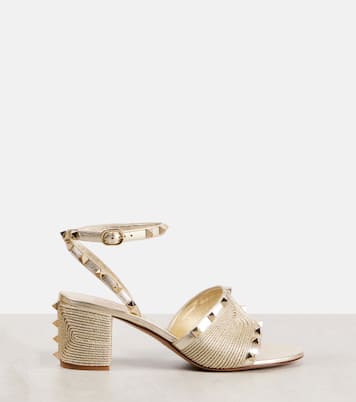 Sandalen Rockstud aus Metallic-Leder | Valentino Garavani