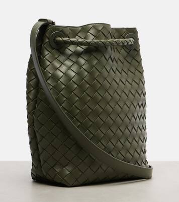 Andiamo Intrecciato Small leather bucket bag | Bottega Veneta