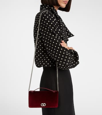 Schultertasche VLogo aus Samt | Valentino Garavani