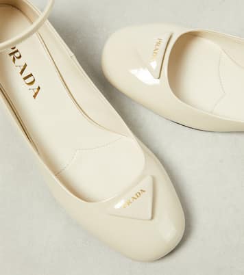 Pumps in vernice | Prada