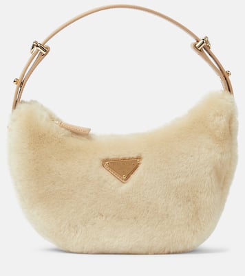 Borsa a spalla Arqué in shearling | Prada