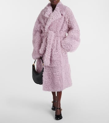 Abrigo envolvente oversized de borrego | Bottega Veneta