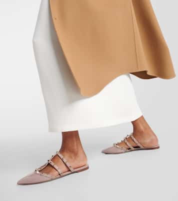 Mules Rockstud en cuir verni | Valentino Garavani