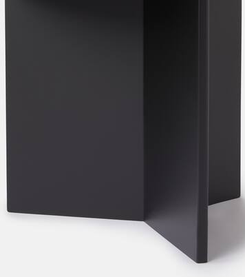 Slit Small side table | Hay