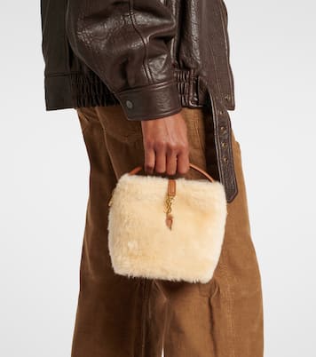 Secchiello Le 37 Mini in shearling | Saint Laurent