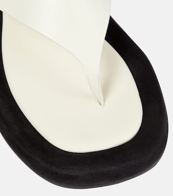 Sandali infradito Ginza in pelle e suede | The Row