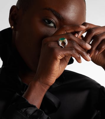 18kt white gold (750/1000) ring with diamonds and emerald  | Yeprem