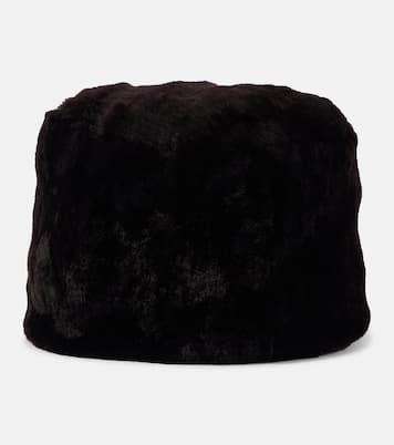 Shearling pillbox hat | Toteme