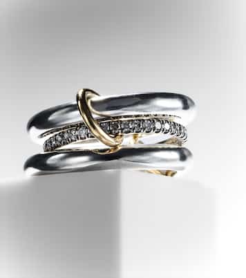 Anello Libra Noir in oro giallo 18kt, argento e diamanti | Spinelli Kilcollin