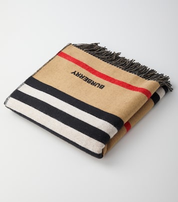 Icon Stripe cashmere and wool blanket | Burberry