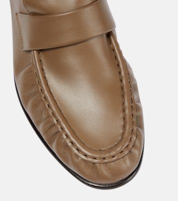 Loafers Soft aus Leder | The Row