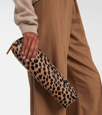 Clutch Kye de pelo de becerro | Khaite