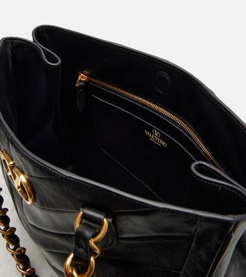 Laseine Small chevron leather tote bag | Valentino Garavani