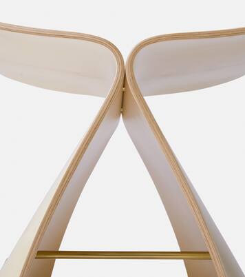 Butterfly maple stool | Vitra
