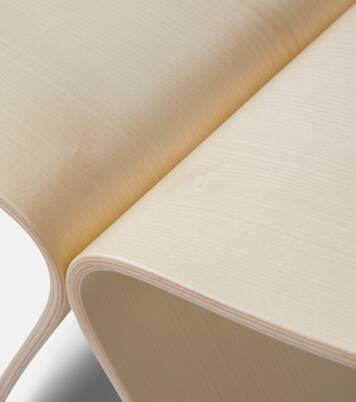 Butterfly maple stool | Vitra