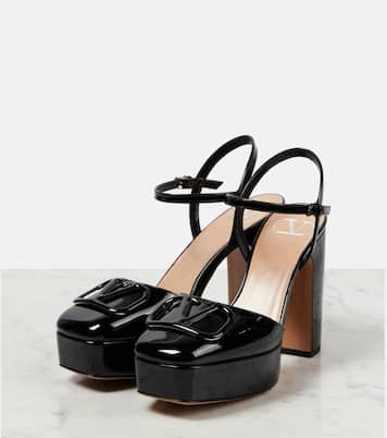 Pumps VLogo Signature 115 in vernice con plateau | Valentino Garavani