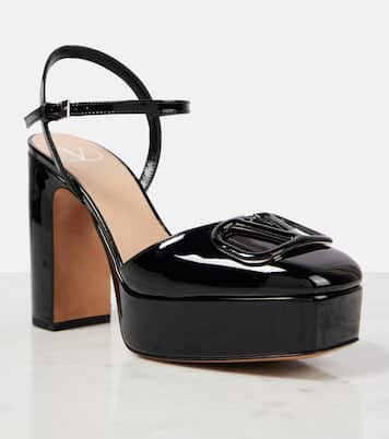 Pumps VLogo Signature 115 in vernice con plateau | Valentino Garavani