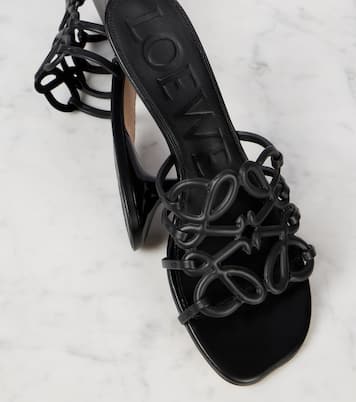 Mules Paula's Ibiza Petal Anagram en cuir | Loewe