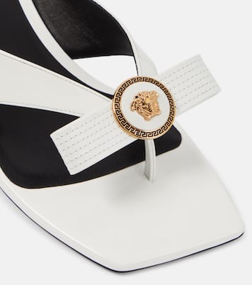 Sandalen Gianni Ribbon 45 aus Lackleder | Versace
