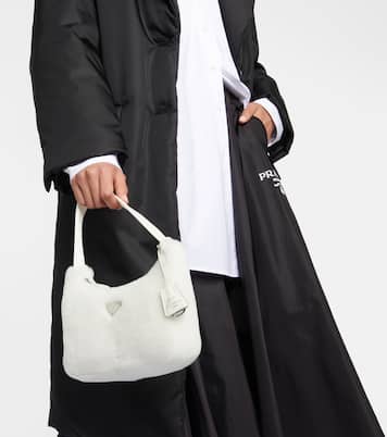 Borsa a spalla Re-Edition 2000 in shearling | Prada