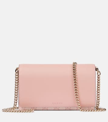 Cartera con cadena GG Emblem con piel | Gucci