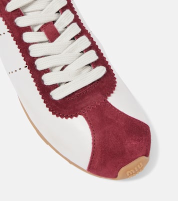 Sneakers Plume in pelle con suede | Miu Miu