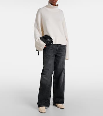 Fleur cashmere turtleneck sweater | Lisa Yang