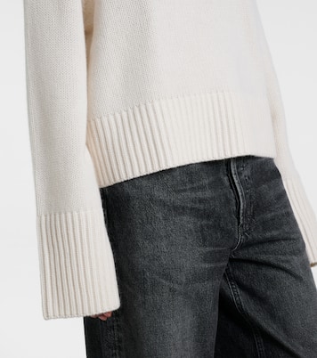 Fleur cashmere turtleneck sweater | Lisa Yang