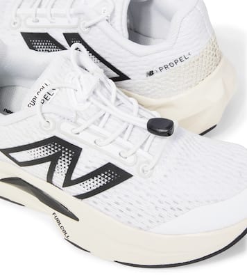 Bungee FuelCell Propel V5 running shoes | New Balance Kids