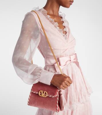 Bolso VSling Mini de terciopelo adornado | Valentino Garavani