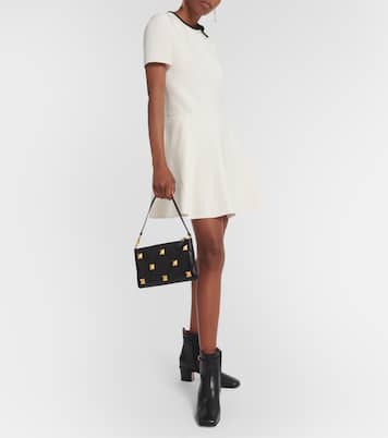 Pochette Roman Stud en cuir matelassé | Valentino Garavani