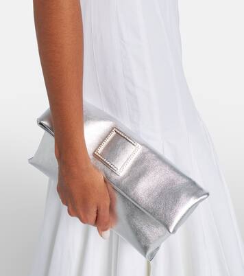 Trompette metallic leather clutch | Roger Vivier