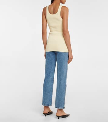 Top | Toteme