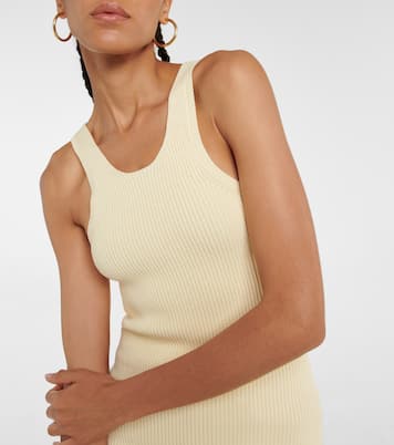 Top | Toteme