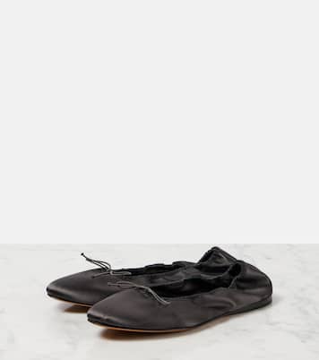 Ballerine Awar in raso | The Row
