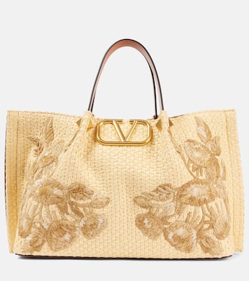 VLogo Medium floral shoulder bag | Valentino Garavani