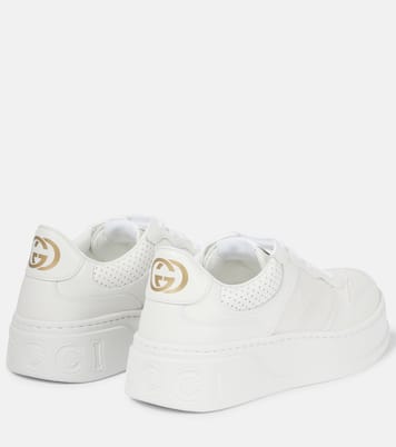 Baskets GG en cuir embossé | Gucci
