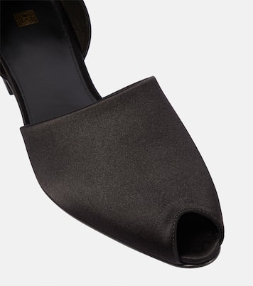 The Peep-Toe satin flats | Toteme