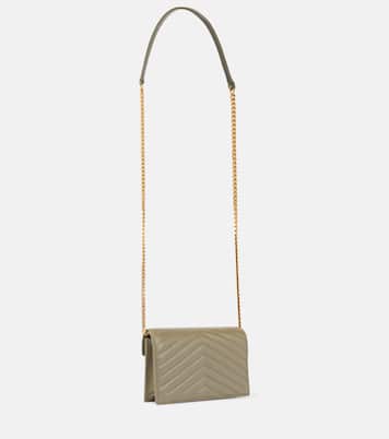 Cassandre Envelope leather wallet on chain | Saint Laurent