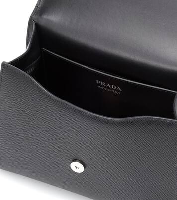 Bolso al hombro de piel Saffiano | Prada