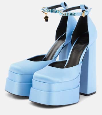 Medusa Aevitas satin platform pumps | Versace