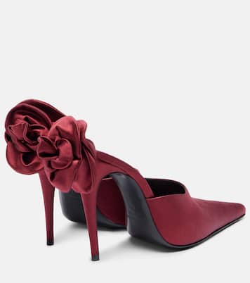 Mules de satén con aplique floral | Magda Butrym