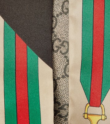 Sciarpa GG in seta con stampa | Gucci