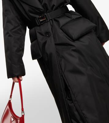 Abrigo acolchado de Re-Nylon con cinturón | Prada