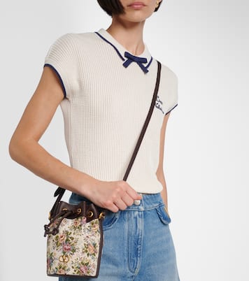 VLogo Signature Small canvas bucket bag | Valentino Garavani