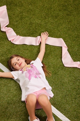x Barbie® - T-shirt e shorts in jersey di cotone | Monnalisa