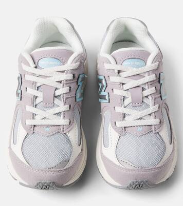 2002 Kids suede-trimmed sneakers | New Balance Kids