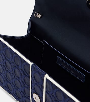 Clutch Capri Mini de satén adornado | Manolo Blahnik